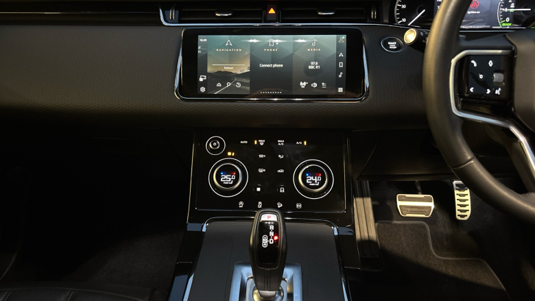 Land Rover Range Rover Evoque 1.5 P300e Evoque Edition 5dr Auto Hatchback